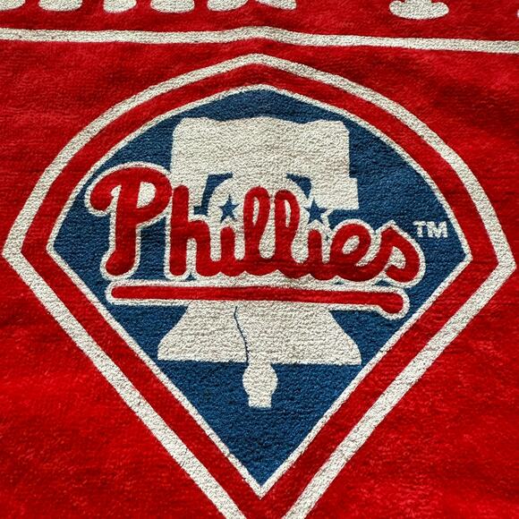 Philadelphia Phillies Fightin’ Phils Rally Towel Red McArthur 2008 - Picture 2 of 6